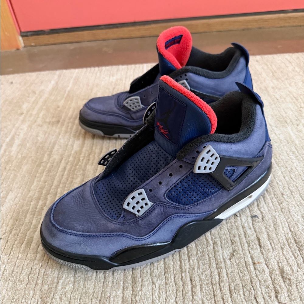 Air Jordan 4 Retro ‘Winterized Loyal Blue’
Style Code: CQ9597-401
Size: US 10.5